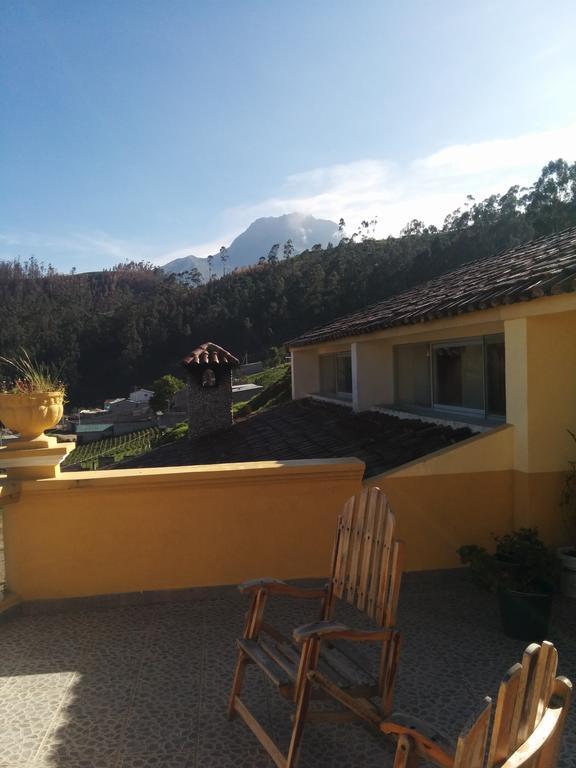 Hostal Curinan Otavalo Exterior photo