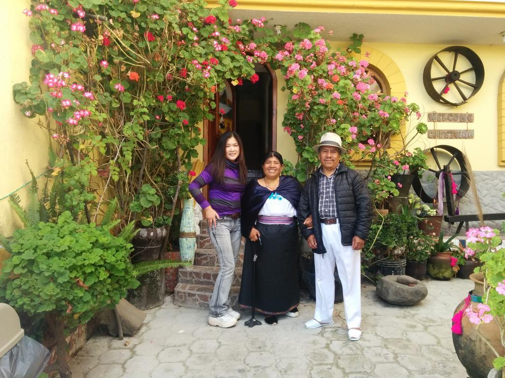 Hostal Curinan Otavalo Exterior photo