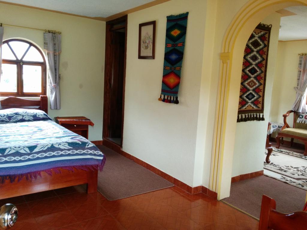 Hostal Curinan Otavalo Exterior photo