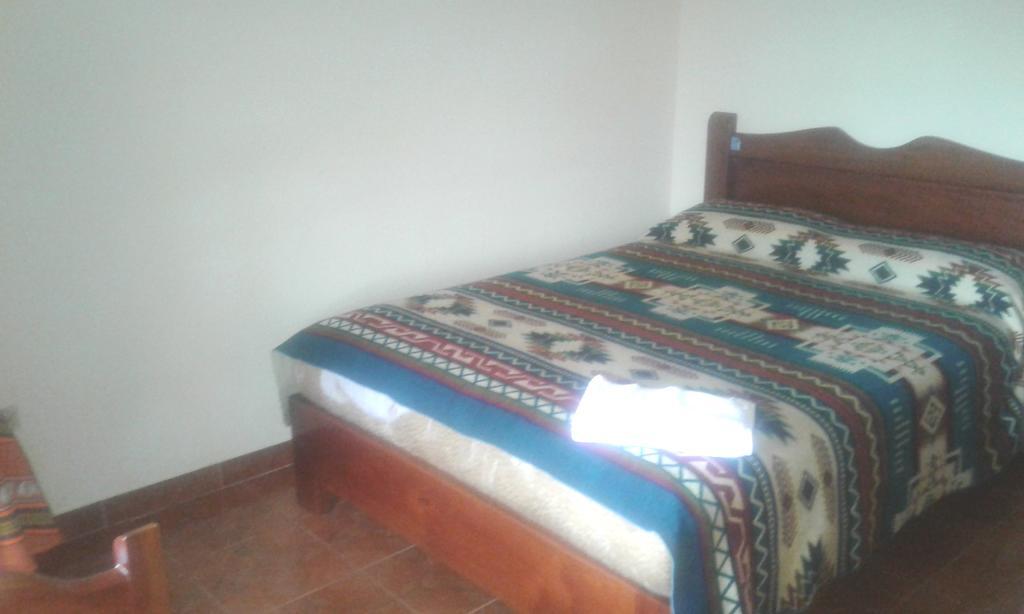 Hostal Curinan Otavalo Exterior photo