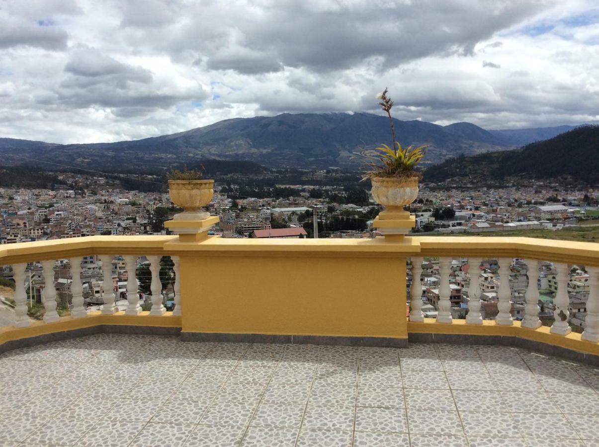 Hostal Curinan Otavalo Exterior photo
