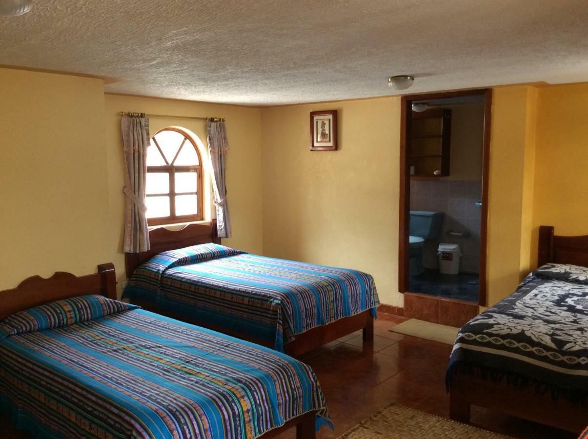 Hostal Curinan Otavalo Exterior photo