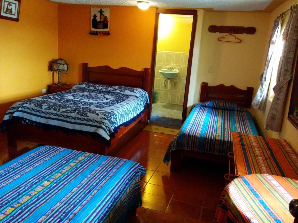 Hostal Curinan Otavalo Exterior photo